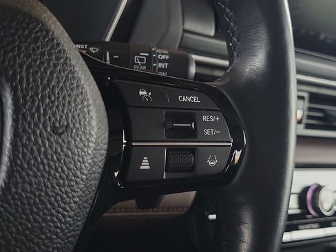 Used 2025 Honda Pilot Elite image 27