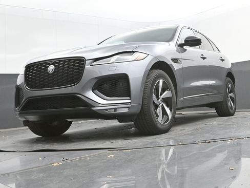 New 2026 Jaguar F-PACE R-Dynamic S image 31
