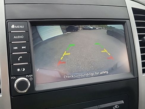 Used 2019 Nissan Frontier SV AWD/4WD image 23