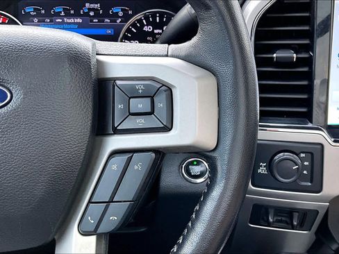 Used 2022 Ford F250 Lariat w/ Tremor Off-Road Package image 27