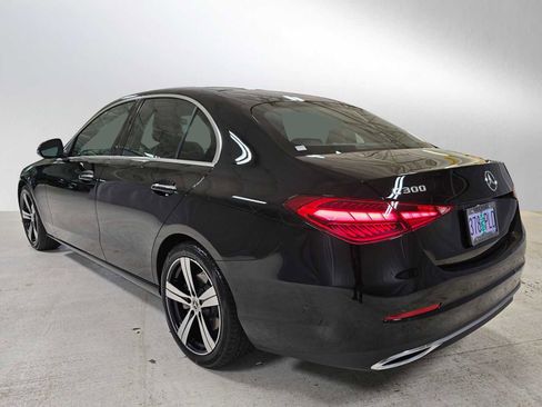 Used 2023 Mercedes-Benz C 300 Sedan image 5