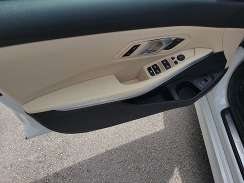 Used 2025 BMW 330i Sedan RWD image 15