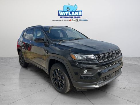 New 2026 Jeep Compass Latitude image 7