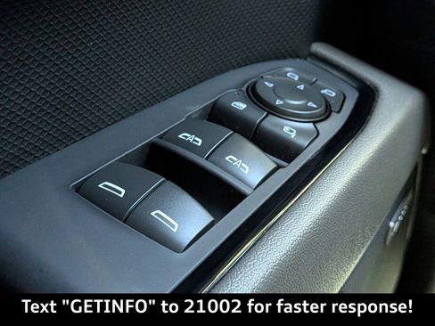Used 2022 Chevrolet Silverado 1500 ZR2 w/ Technology Package AWD/4WD image 29
