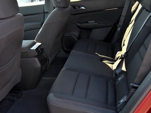 Used 2024 Honda Prologue EX image 38