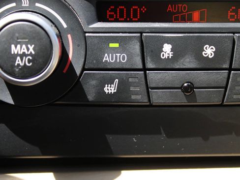 Used 2014 BMW X1 xDrive28i AWD/4WD image 33