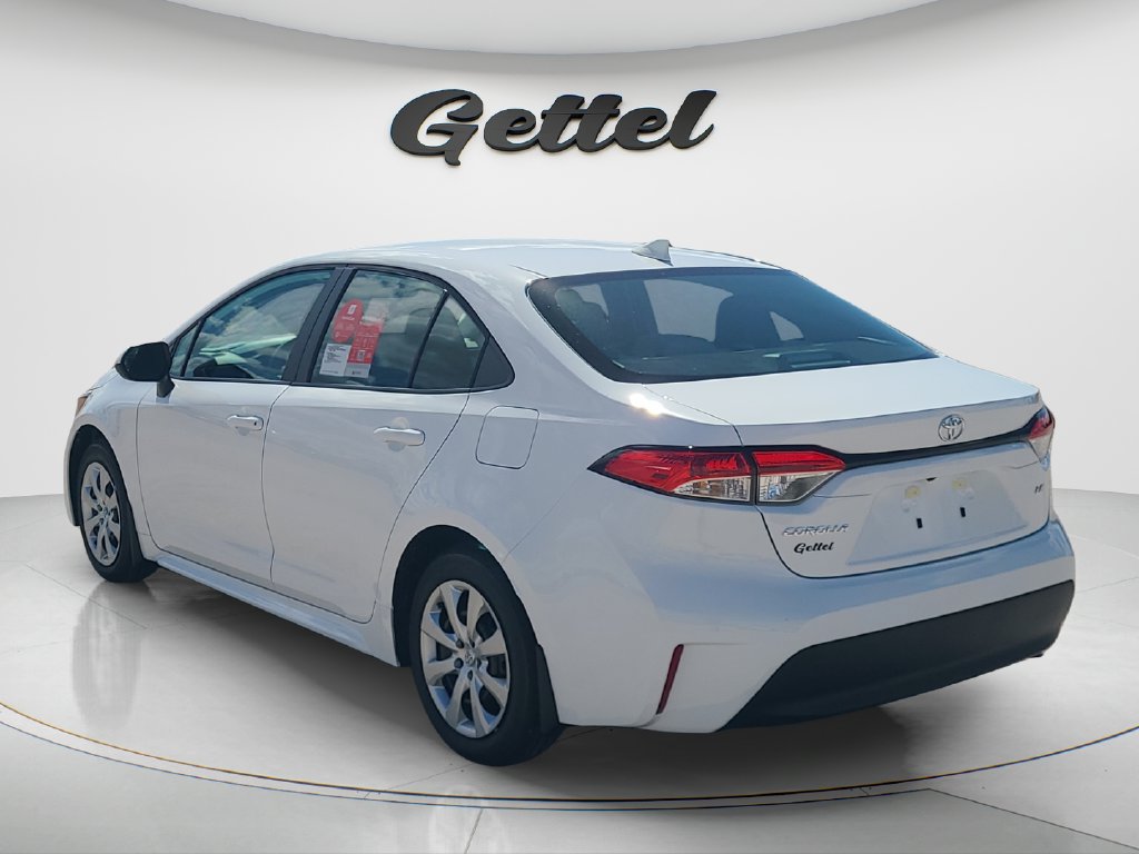 New 2027 Toyota Corolla LE FWD image 7
