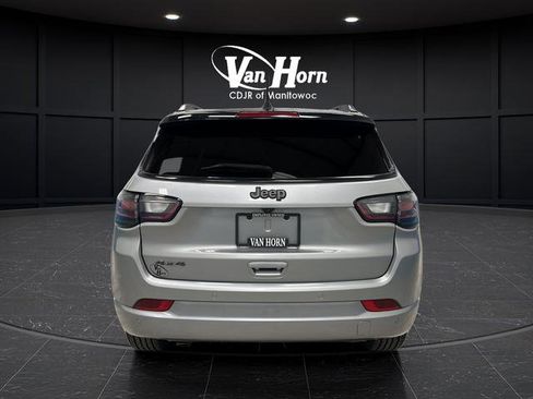 Used 2023 Jeep Compass High Altitude AWD/4WD image 6