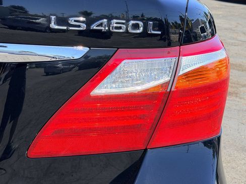 Used 2012 Lexus LS 460 L w/ Luxury Value Edition RWD image 10