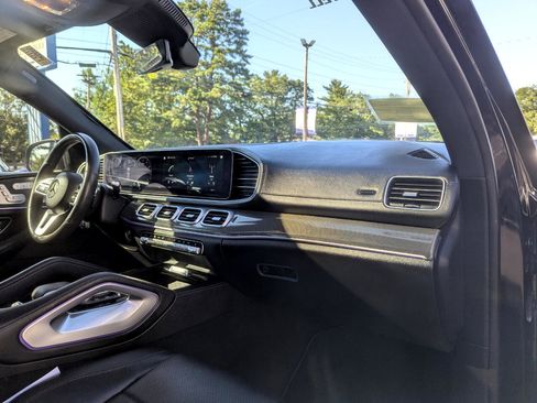 Used 2023 Mercedes-Benz GLS 450 4MATIC image 35