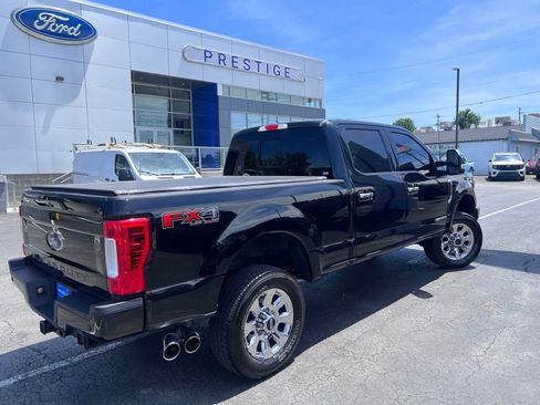 Used 2018 Ford F250 Lariat w/ Lariat Ultimate Package AWD/4WD image 15