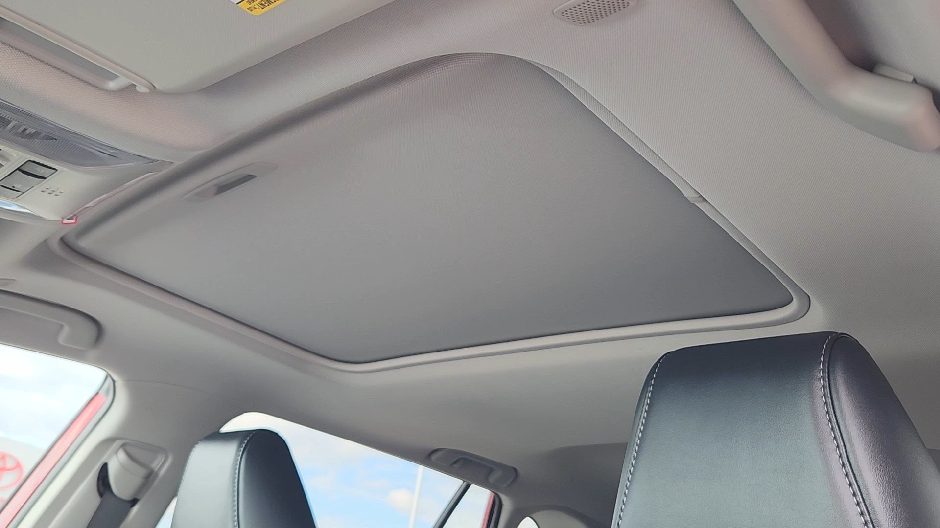 Certified 2023 Toyota RAV4 XLE Premium AWD/4WD image 10