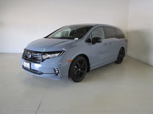 Certified 2024 Honda Odyssey Sport image 1