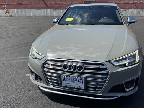 Used 2019 Audi S4 Premium Plus w/ Premium Plus Package AWD/4WD image 25