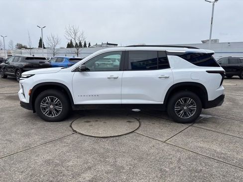 New 2026 Chevrolet Traverse LT w/ Driver Confidence Package image 5