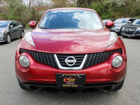 Used 2011 Nissan Juke SV w/ Interior Illumination Pkg image 3