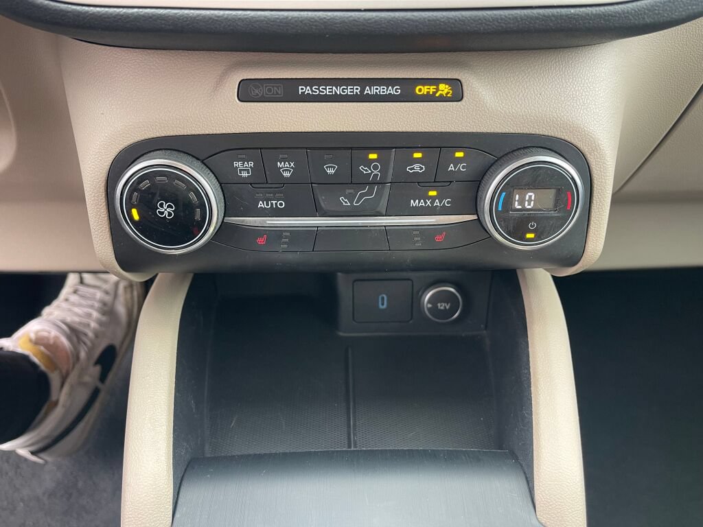 Used 2020 Ford Escape SE AWD/4WD image 13