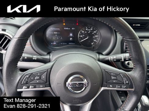 Used 2021 Nissan Kicks SR w/ Exterior Package image 29