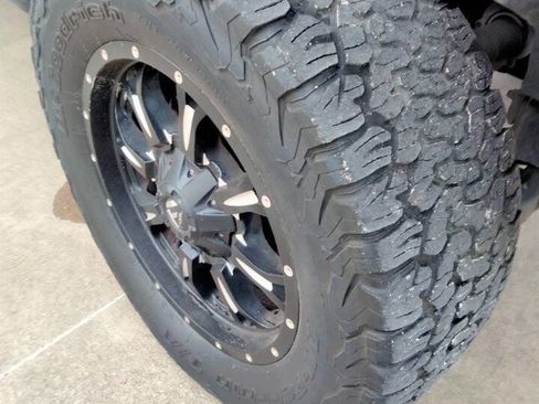 Used 2012 Ford F150 FX4 w/ FX Luxury Pkg image 25