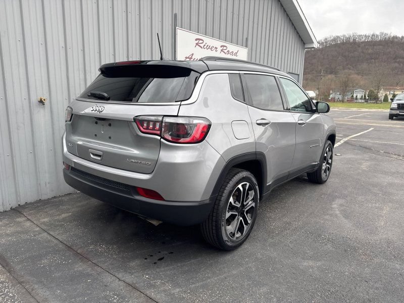 Used 2022 Jeep Compass Limited AWD/4WD image 6