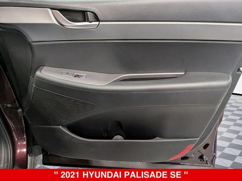 Used 2021 Hyundai Palisade SE AWD/4WD image 34