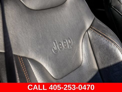 Used 2019 Jeep Compass Limited FWD image 18