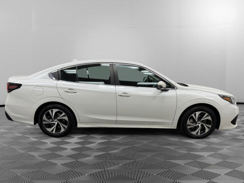 Used 2022 Subaru Legacy Premium image 6
