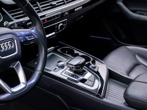 Used 2017 Audi Q7 3.0T Prestige w/ Prestige Package image 11