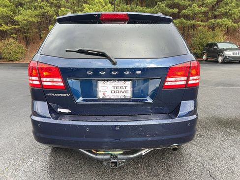 Used 2020 Dodge Journey SE image 7