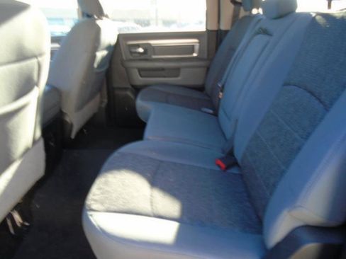 Used 2015 RAM 1500 4x4 Quad Cab Big Horn image 19