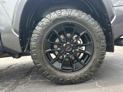 Used 2025 Toyota Tundra Limited w/ TRD Off-Road Package AWD/4WD image 20