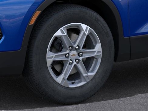 New 2026 Chevrolet Blazer LT w/ Sound & Technology Package FWD image 9