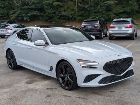 Used 2023 Genesis G70 2.0T w/ Sport Prestige Package RWD image 11