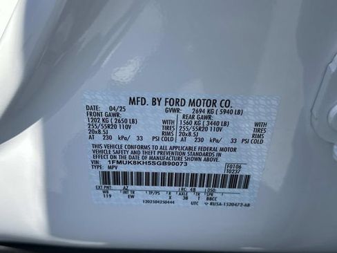 Used 2025 Ford Explorer ST-Line AWD/4WD image 31