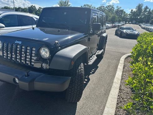 Used 2017 Jeep Wrangler Unlimited Sport w/ Quick Order Package 24S AWD/4WD image 17
