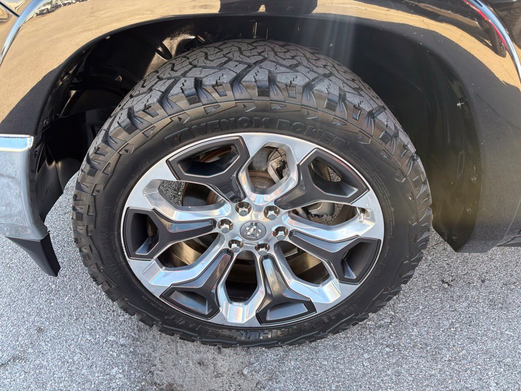 Used 2019 RAM 1500 Limited AWD/4WD image 10