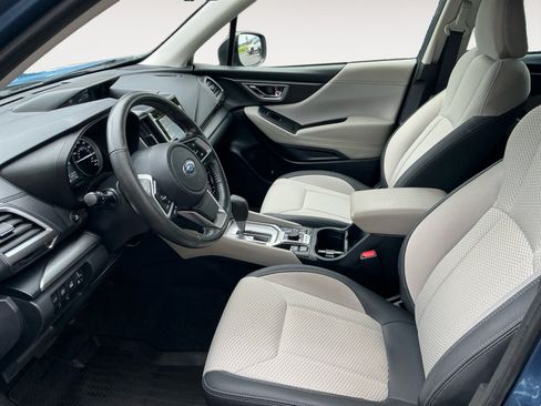 Used 2023 Subaru Forester Premium AWD/4WD image 9