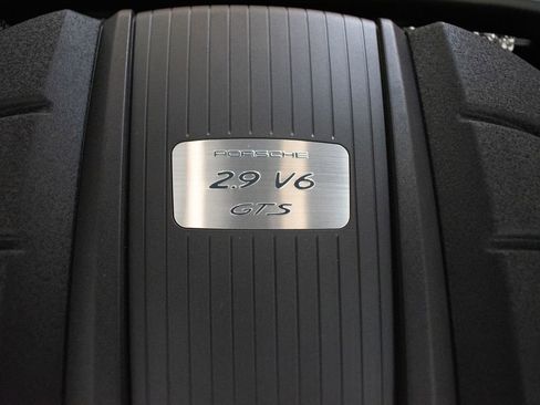 New 2026 Porsche Macan GTS image 19