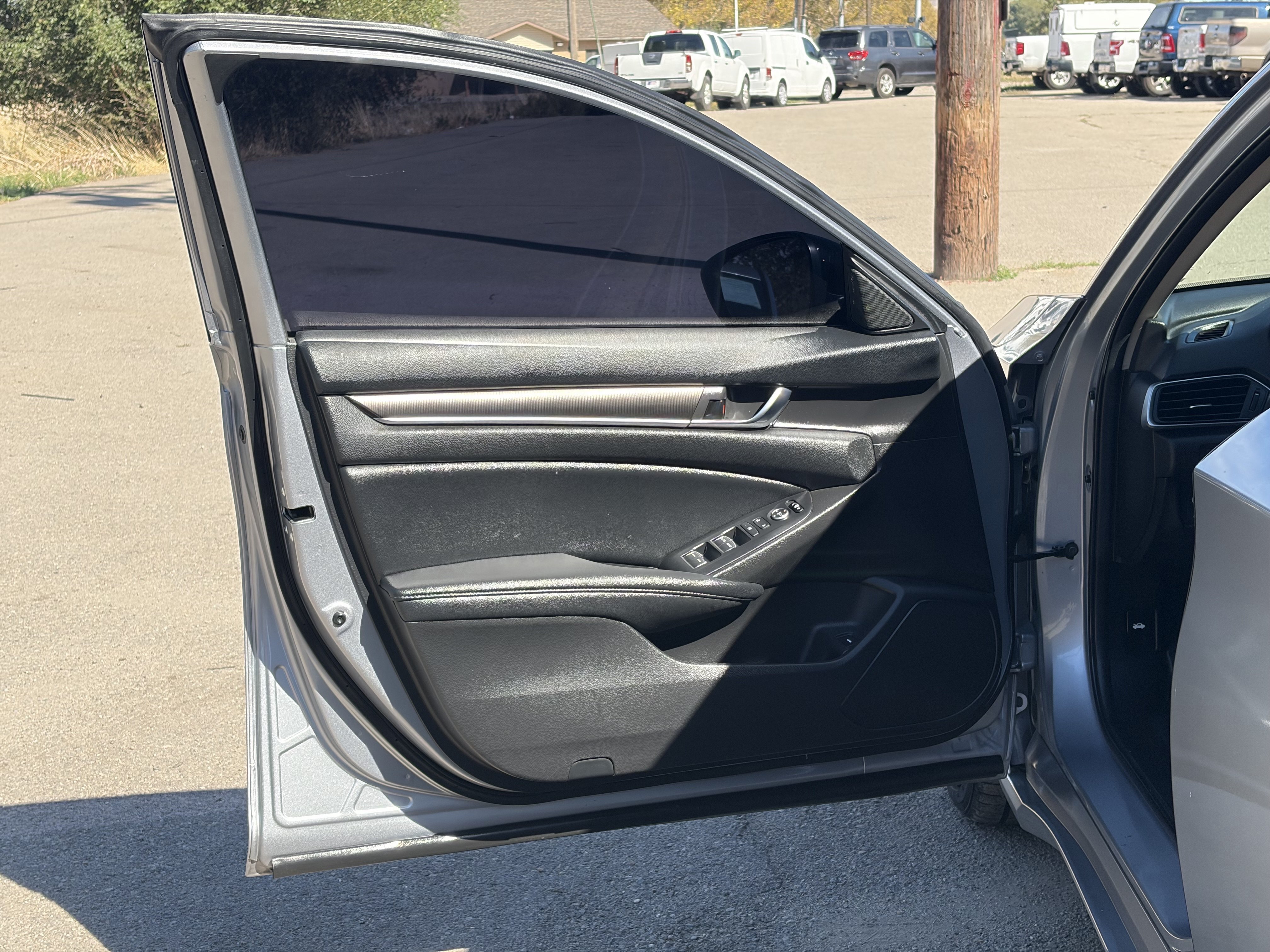 Used 2021 Honda Accord Sport Special Edition image 14