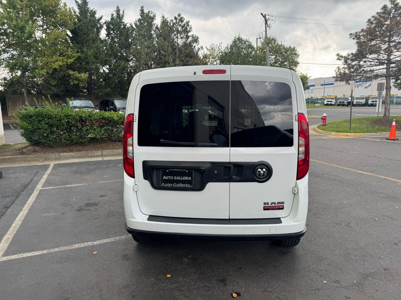 Used 2017 RAM ProMaster City Tradesman SLT w/ Rear Back-up Camera Group FWD image 5