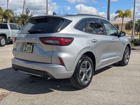 Used 2024 Ford Escape ST-Line w/ Tech Pack #1 image 4