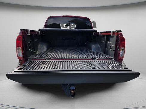 Used 2016 Nissan Frontier S RWD image 9