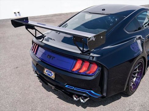 Used 2018 Ford Mustang GT Premium w/ GT Performance Package image 41