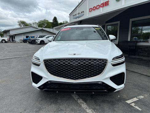 Used 2024 Genesis GV70 3.5T Sport w/ Sport Advanced Package AWD/4WD image 2