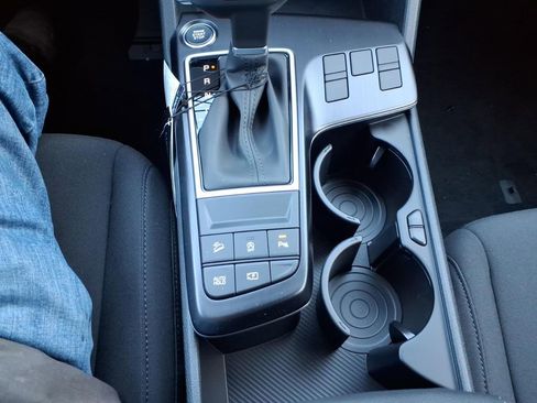 New 2026 Kia Sportage LX FWD image 15