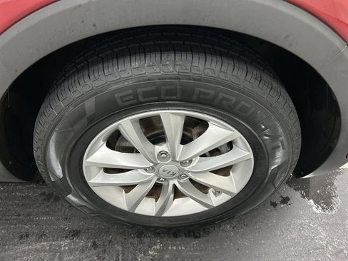 Used 2017 Kia Sorento AWD image 8