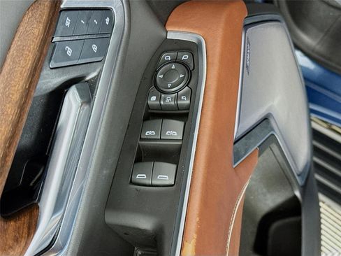 Certified 2025 GMC Sierra 3500 Denali Ultimate AWD/4WD image 20