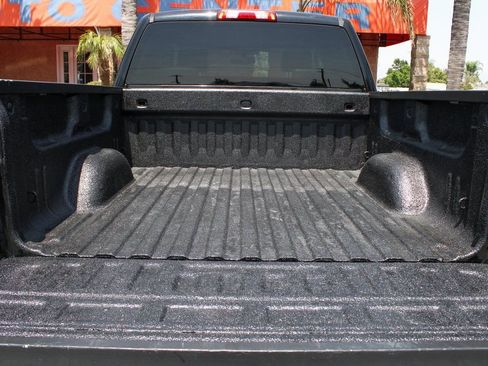 Used 2017 Chevrolet Silverado 1500 LT w/ Texas Edition RWD image 8