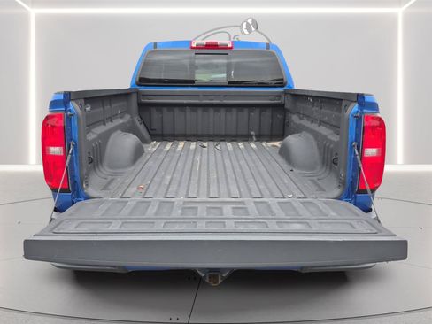 Used 2019 Chevrolet Colorado LT w/ LT Convenience Package AWD/4WD image 9