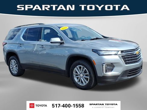 Used 2023 Chevrolet Traverse LT AWD/4WD image 5